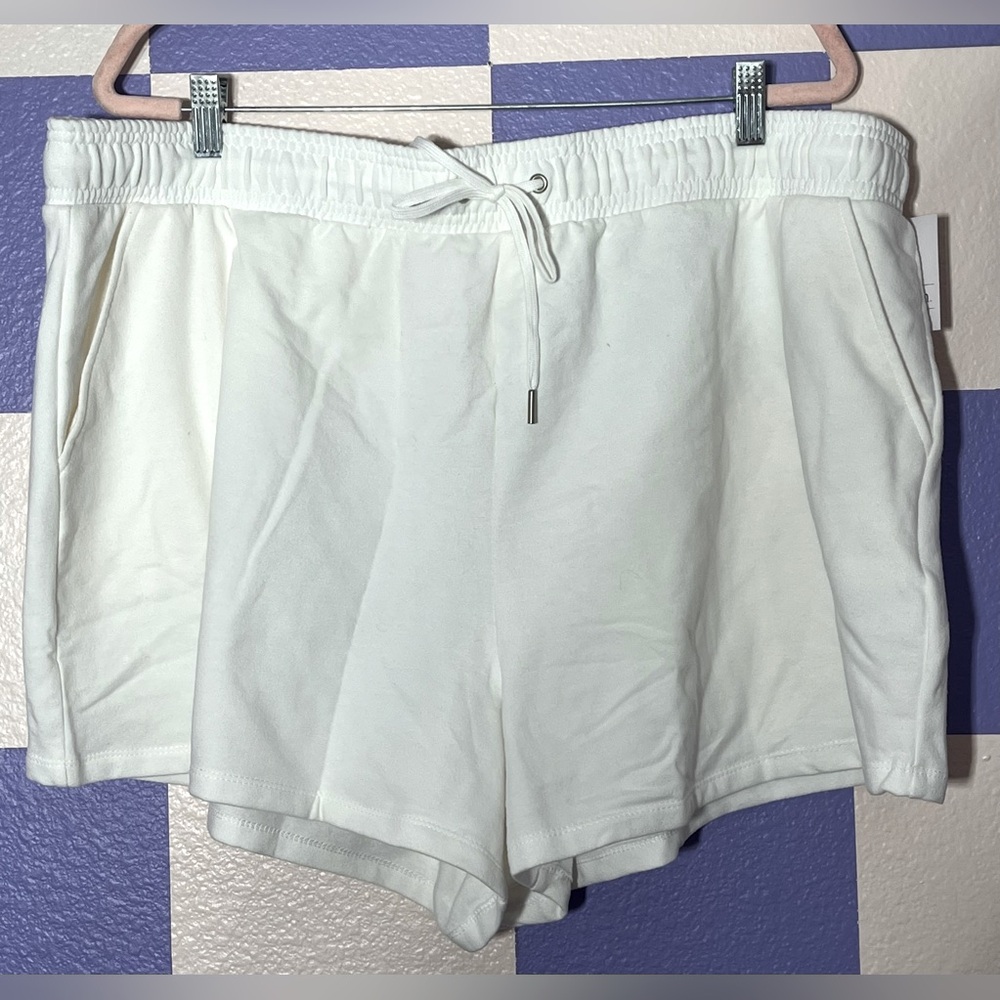 NWT Auden Lightweight Drawstring Sweat Shorts in White